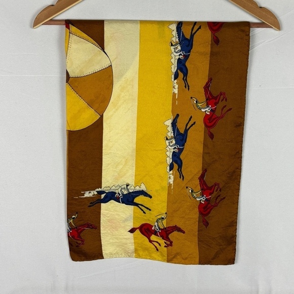 VTG Leo Cerruti CXIII Scarf Equestrian Polo Horse Scarf 100% Silk 26" X 26" FLAW - Picture 6 of 9